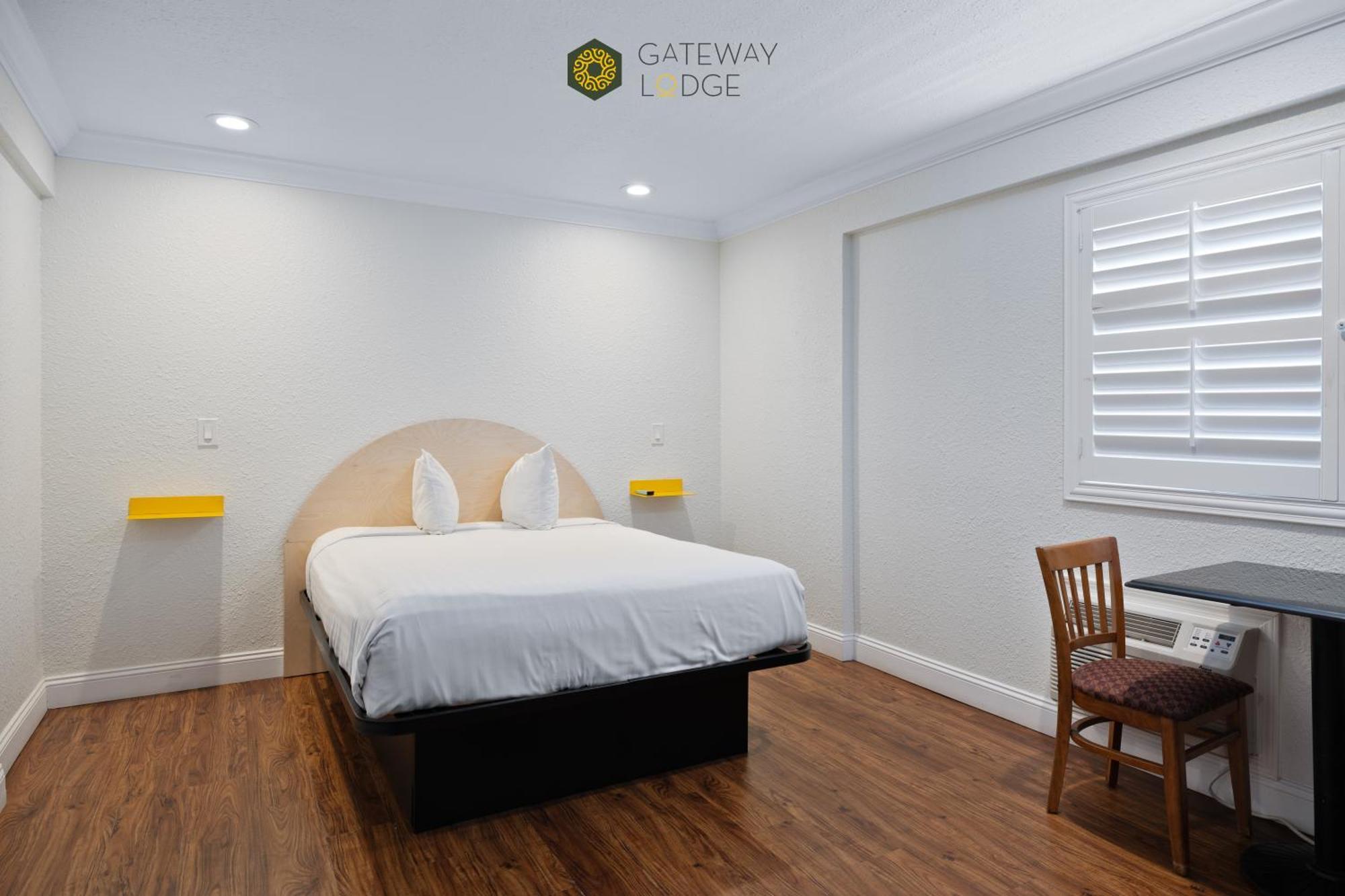 Gateway 2* Seaside